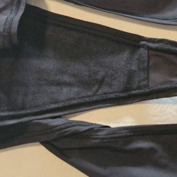 2 pair SKIMS V CUT PANTY NWT - Picture 8 of 14